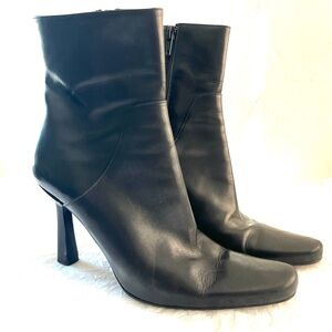 Via Spiga Black Leather Ankle Boots with Heel